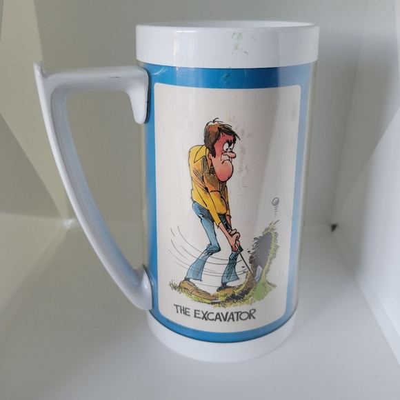 Vintage Thermo-Sew Golf Themed Mug - Picture 3 of 5